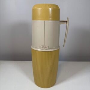 Thermos Vintage Vacuum Jar Model 6402 Quart Size Yellow Beige Handle